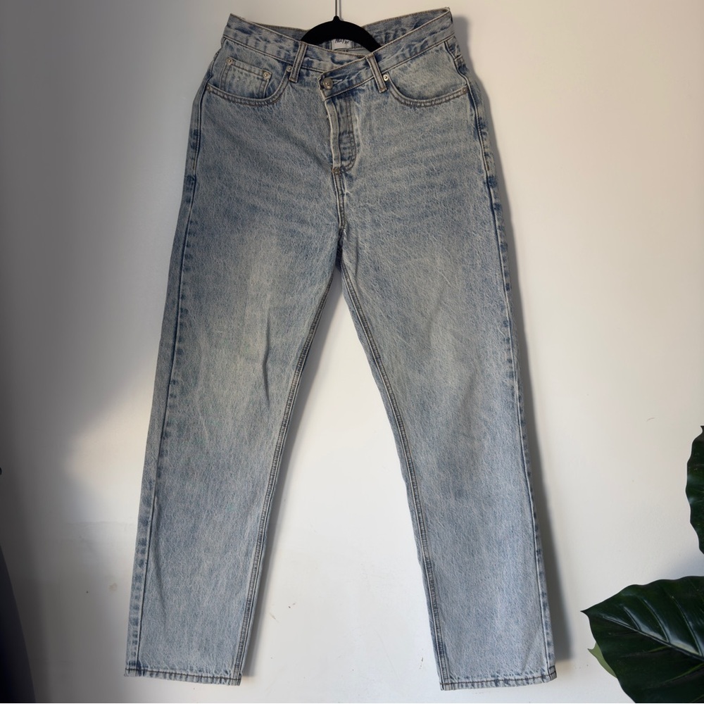Princess Polly Light Wash Asymmetric Straight Leg Jeans